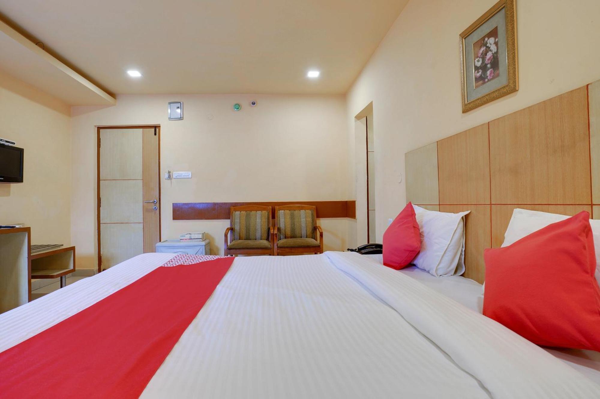 Hotel O Shanta Residency Lodge Sururnagar Luaran gambar